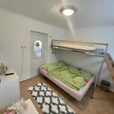 Apartament Bronz *