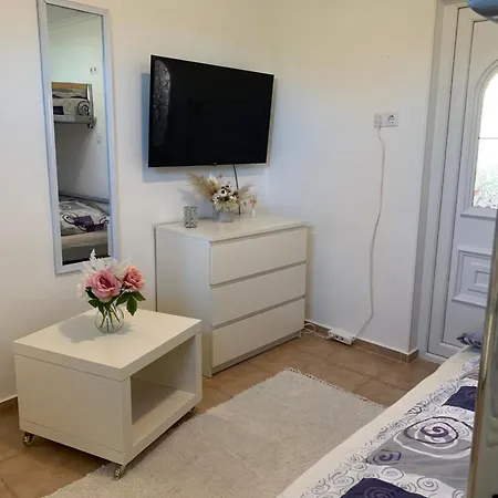 Bronz Apartment